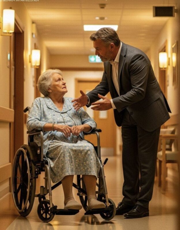 Ein Millionär betrat ein Pflegeheim, um eine Spende zu machen… doch er erstarrte, als eine ältere Frau den Kopf hob, ihn anstarrte und seinen Namen flüsterte. In diesem Moment begriff er, dass sie nicht irgendeine Bewohnerin war — sie war jemand, von dem er geglaubt hatte, sie für immer verloren zu haben…