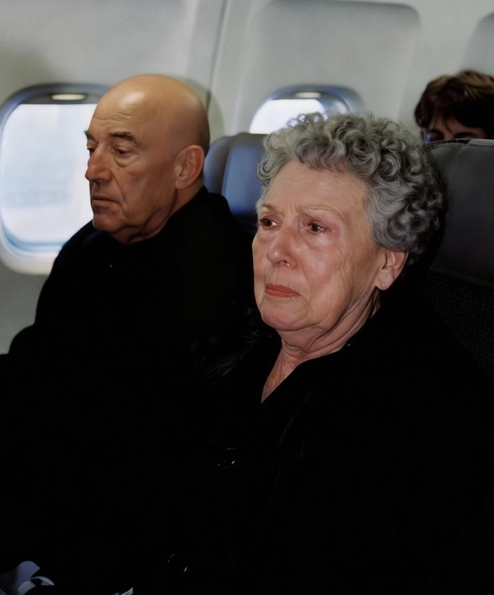 Ich war auf dem Weg zur Beerdigung meines Sohnes, als ich die Stimme des Piloten hörte – da wurde mir klar, dass ich ihn vor 40 Jahren schon einmal getroffen hatte.