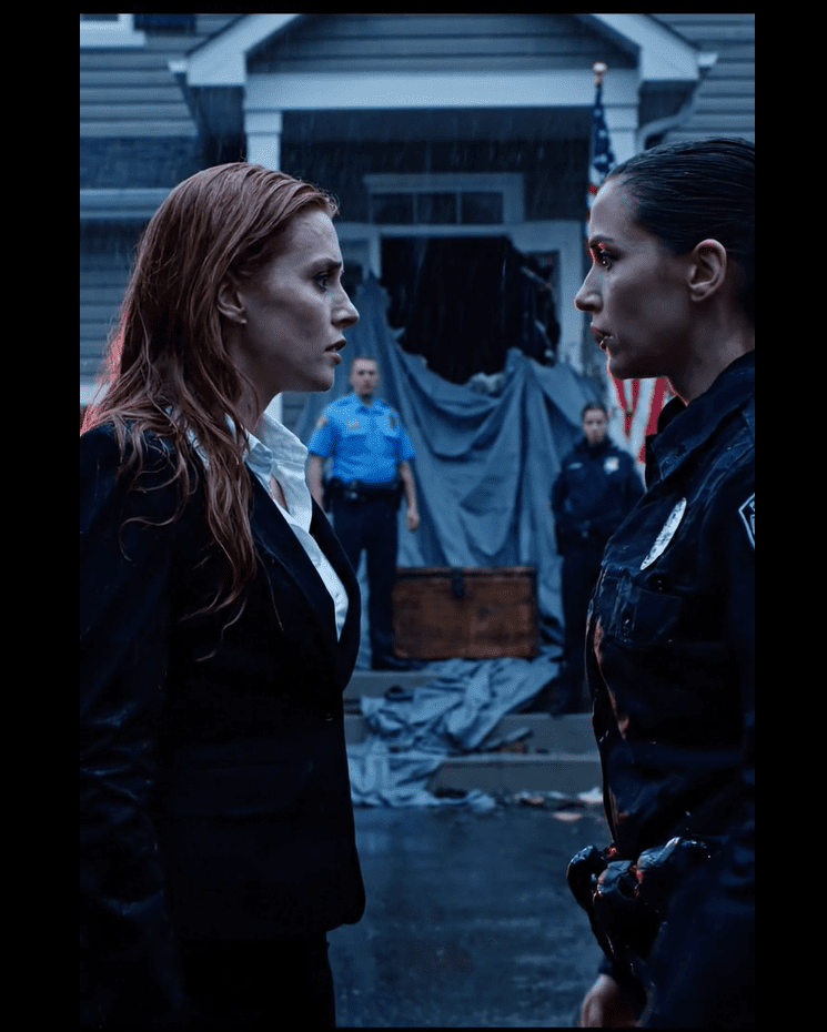 A nagymamám rám hagyta a házat, amit senki sem akart – és négy hónappal később egy éjféli hívás visszarántott Ridgefieldbe, miközben a kocsifelhajtón már villogtak a rendőrségi fények. – Hírek